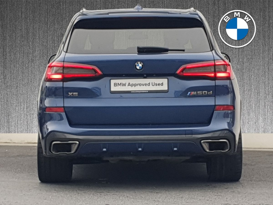 2019 BMW X5 - image 10