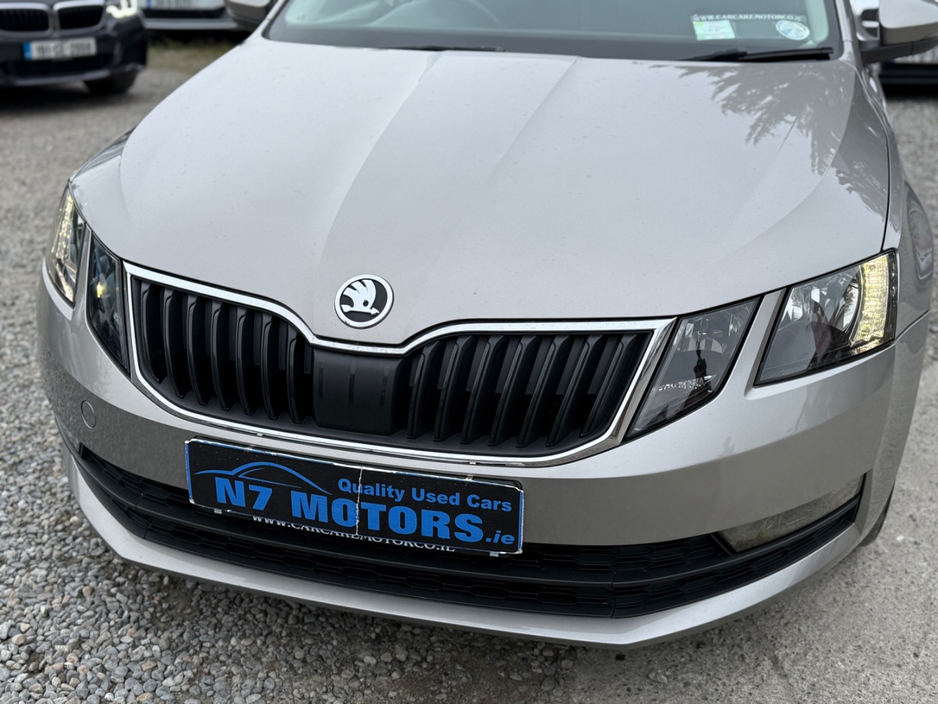 2017 Skoda Octavia - image 11