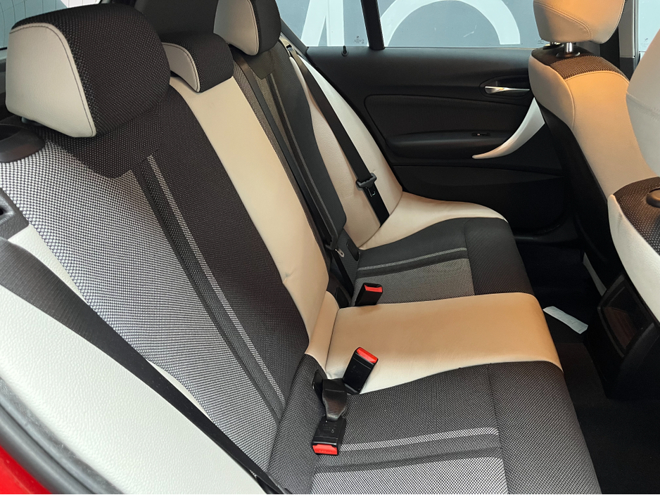 2017 BMW 1 Series - image 12