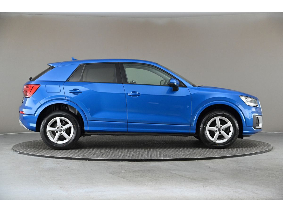 2017 Audi Q2 - image 11