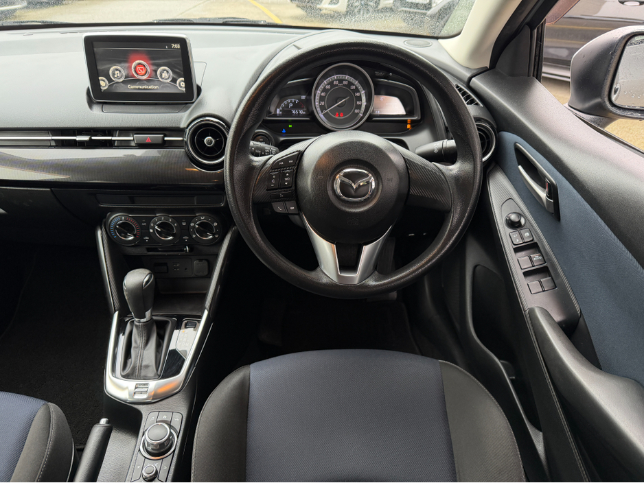 2016 Mazda Demio - image 15