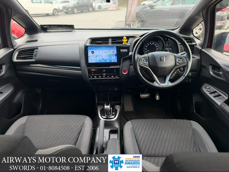 2018 Honda Fit - image 3