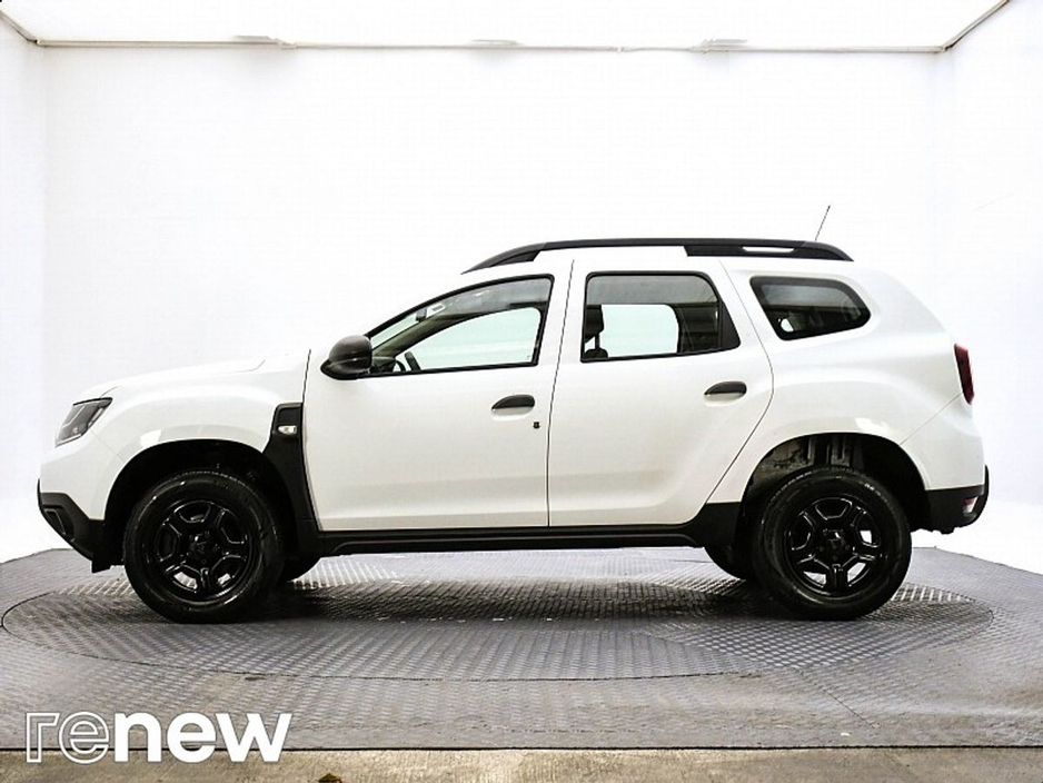 2021 Dacia Duster - image 11