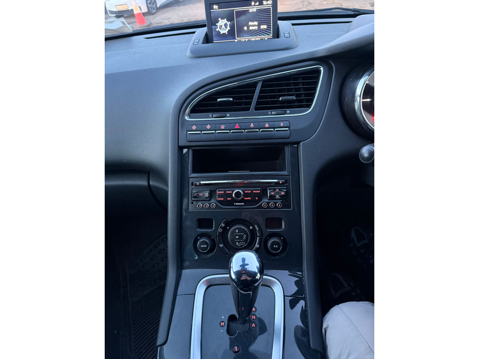 2015 Peugeot 5008 1.6 E-HDI 115 ALLURE EG EGC 5DR AUTO 115BHP €7,995