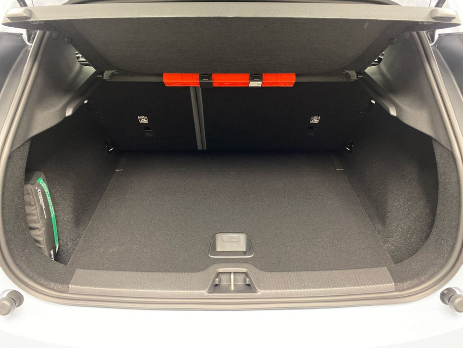 2026 Volvo EX30 - image 9