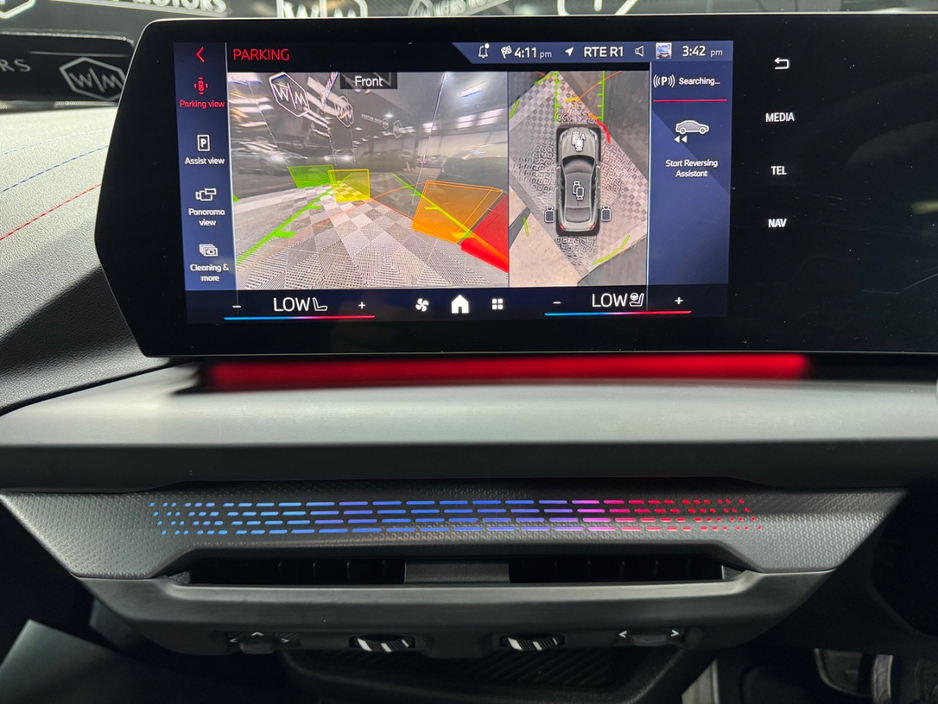 2025 BMW 2 Series - image 23