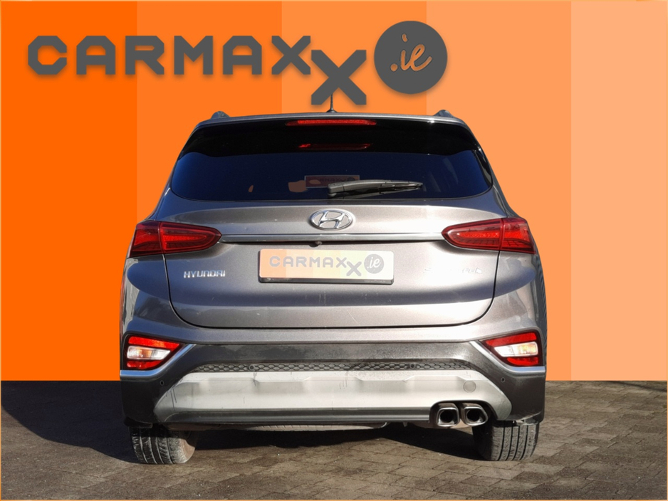 2020 Hyundai Santa Fe - image 8