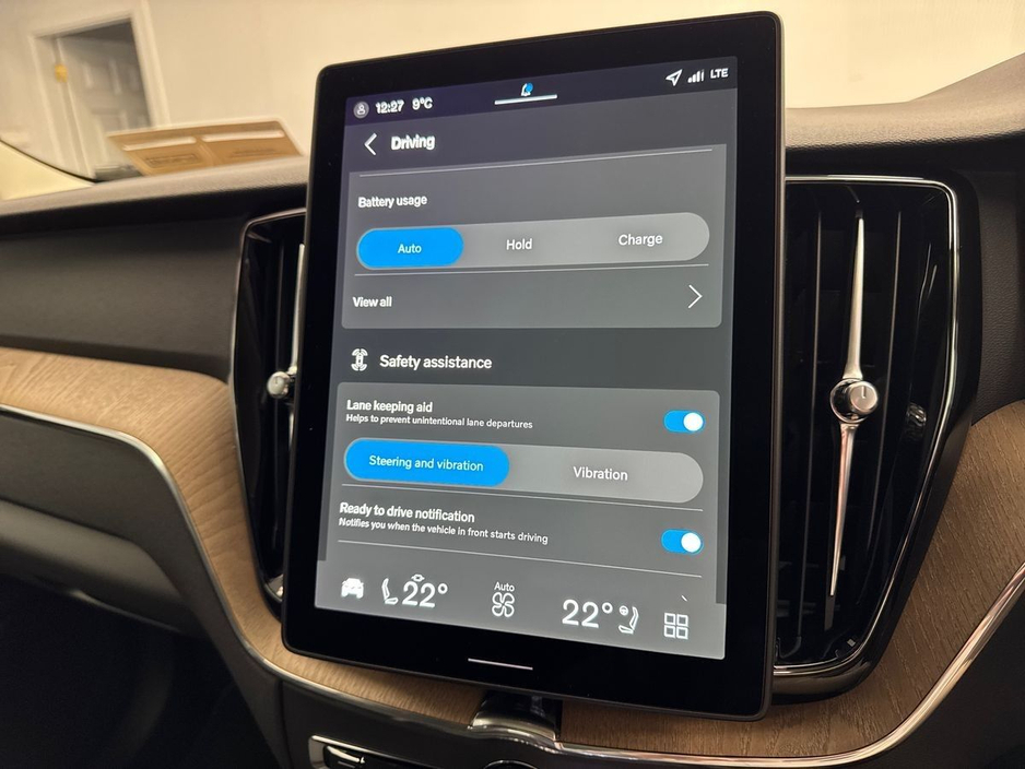 2026 Volvo XC60 - image 20