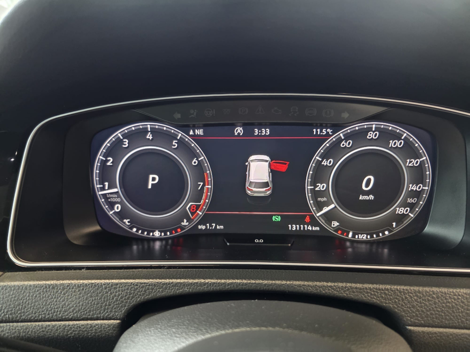 2019 Volkswagen Golf - image 14