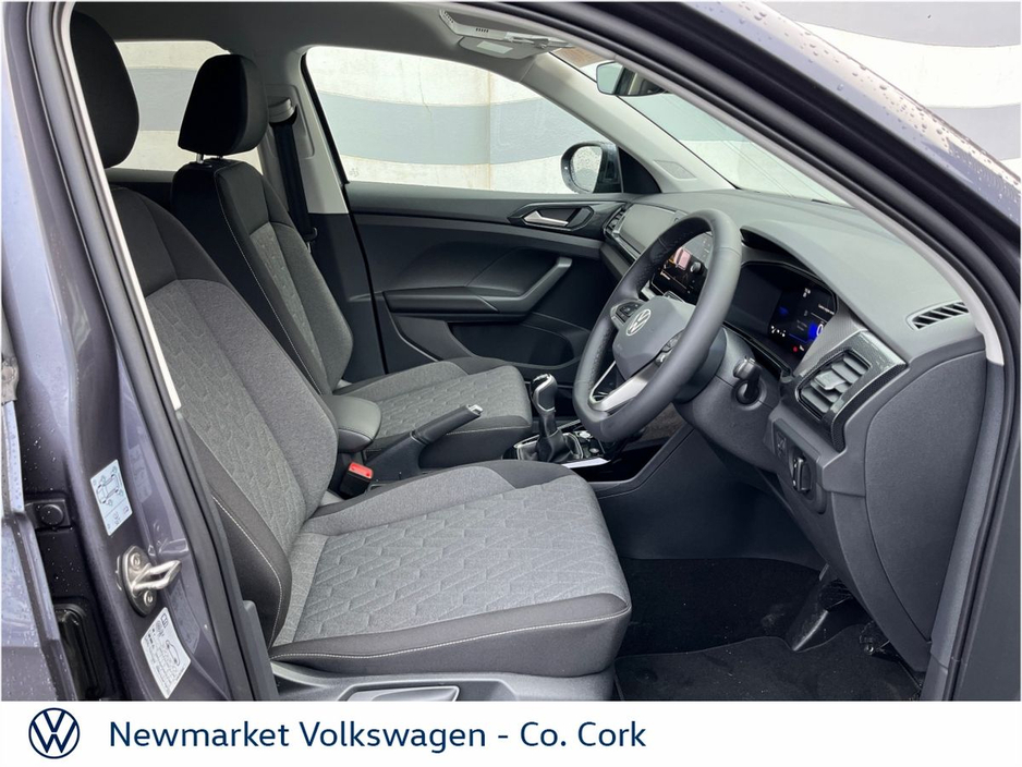 2026 Volkswagen T-Cross - image 7