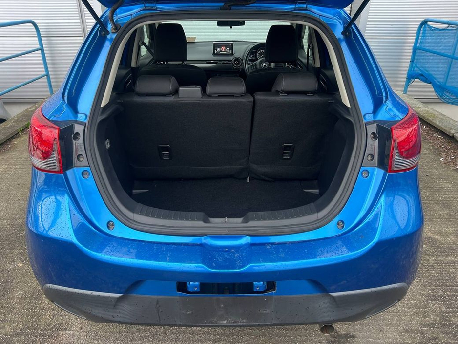 2016 Mazda Demio - image 13