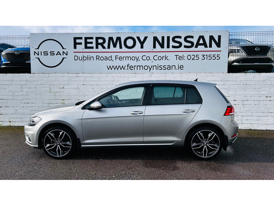 2019 Volkswagen Golf NCT '27 ++ AUTOMATIC PETROL ++WITH REVERSE CAMERA €20,450