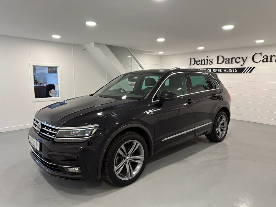 2019 Volkswagen Tiguan (191) TIGUAN 2.0TDI R LINE (LEATHER) DSG 4 MOTION LOW KMS VW/AUDI SPECIALISTS WWW.DENISDARCYCARS.IE €31,950