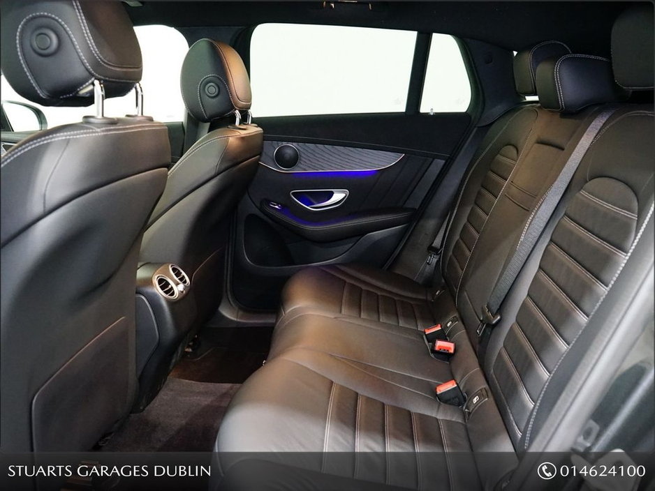 2023 Mercedes-Benz EQC - image 5