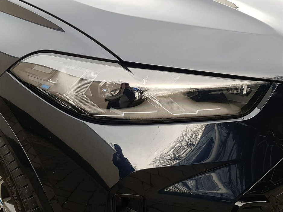 2024 BMW X5 - image 19