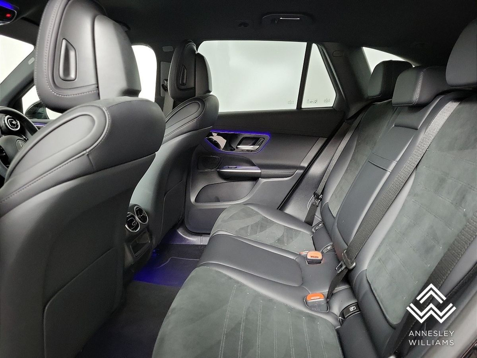 2025 Mercedes-Benz GLC Class - image 15