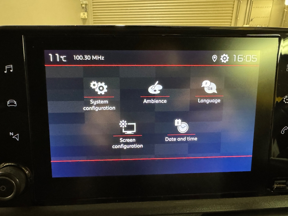 2021 Citroen Berlingo - image 16