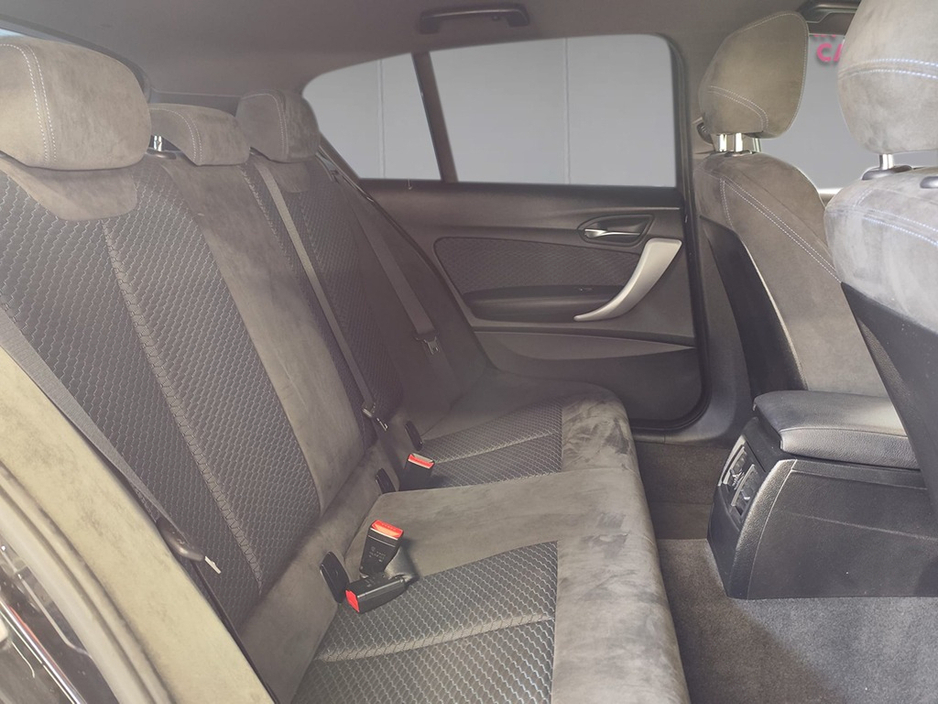 2015 BMW 1 Series - image 15