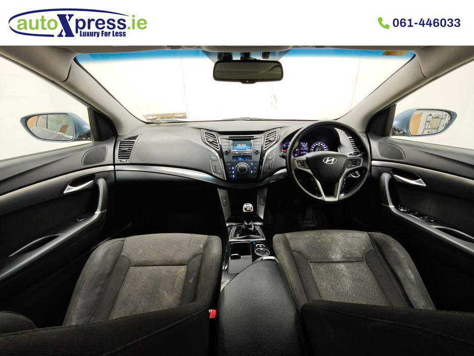 2016 Hyundai i40 Salon Executive, Reversing camera €6,495