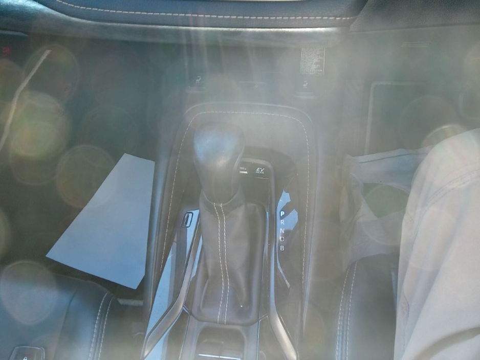 2020 Toyota Corolla - image 13