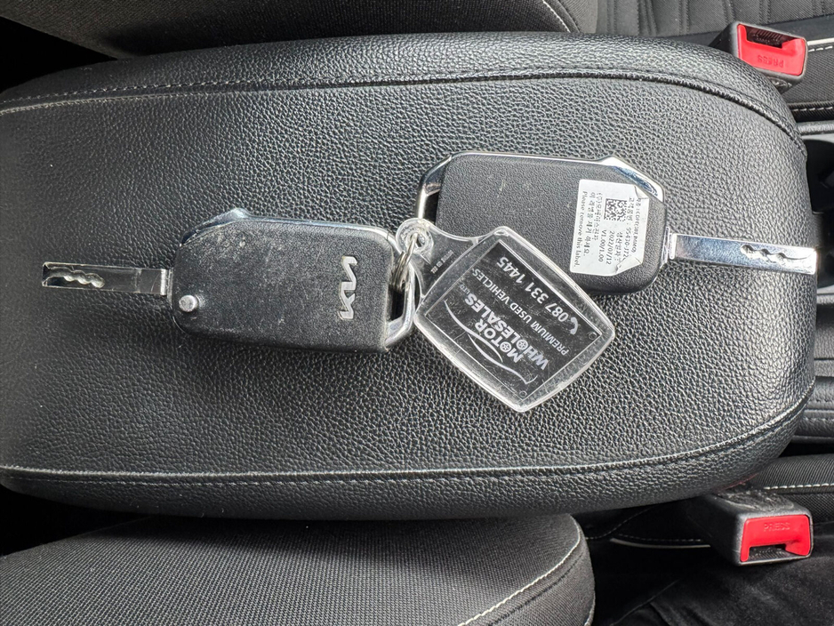 2023 Kia Ceed - image 15