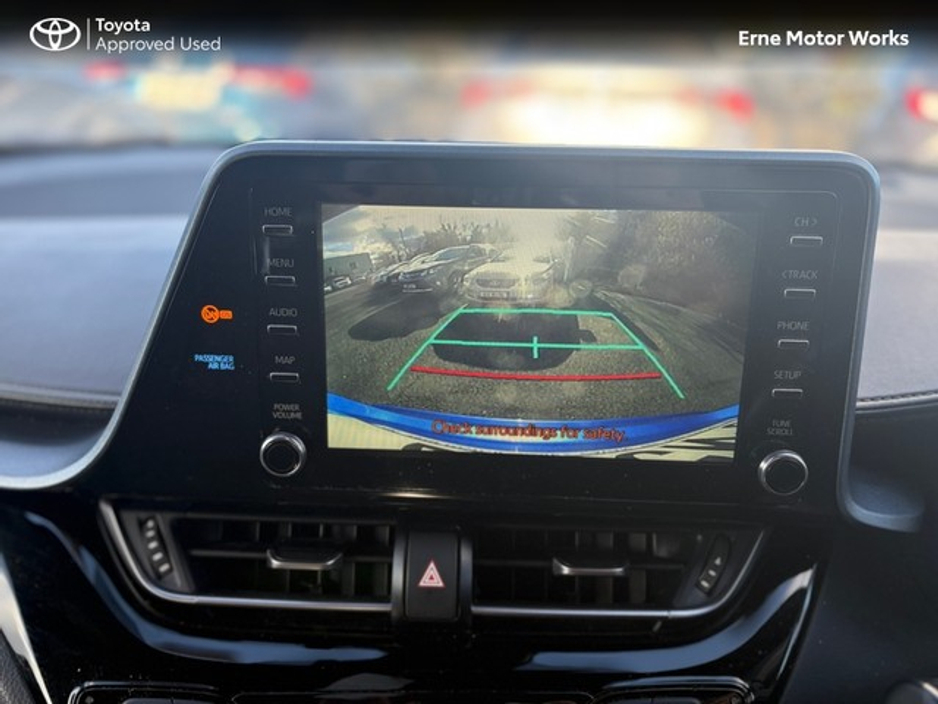 2021 Toyota C-HR C-HR 1.8 HYBRID SPORT €23,950