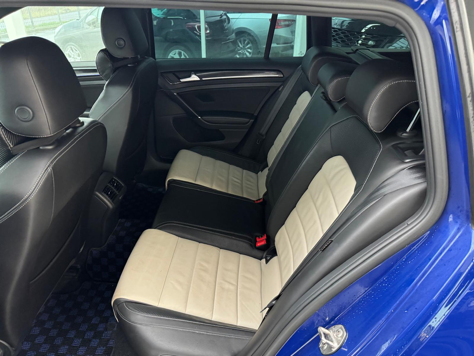 2015 Volkswagen Golf R 2.0 Launch Edition €23,950
