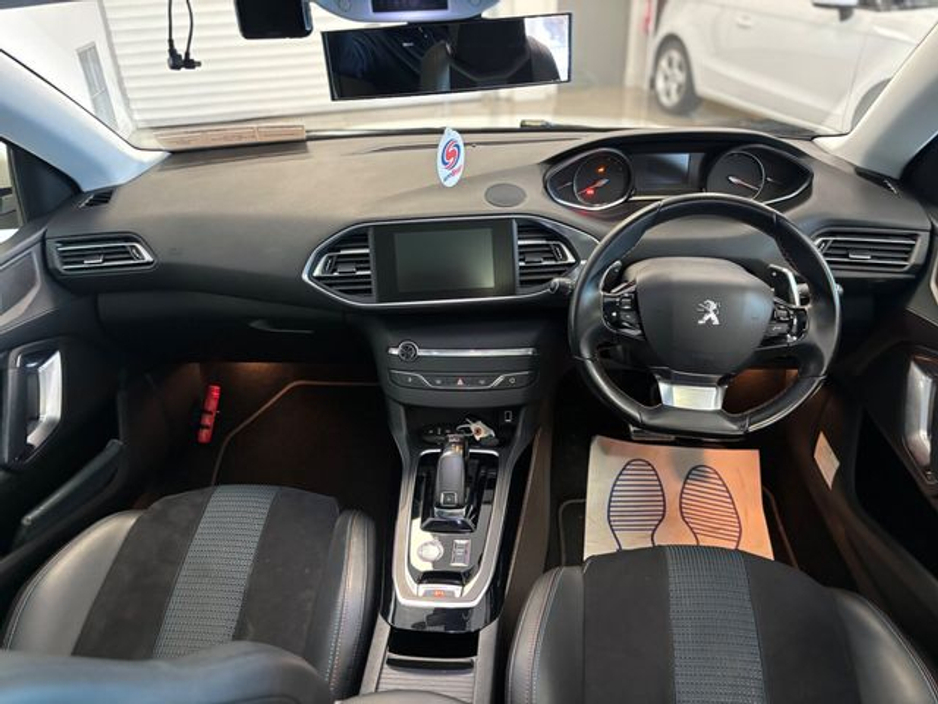 2019 Peugeot 308 1.5 BlueHDi 130bhp Auto Allure €13,950
