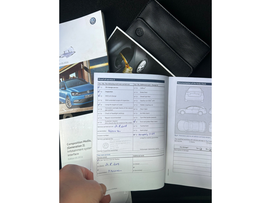 2017 Volkswagen Polo - image 19