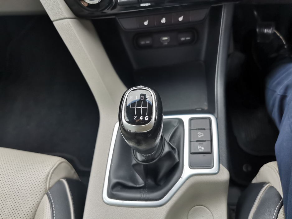 2019 Kia Sportage - image 26