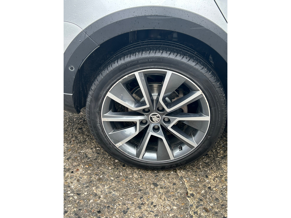 2017 Skoda Octavia COM SCOUT 2.0 TDI 184BHP 4X4 DSG 4 €21,950