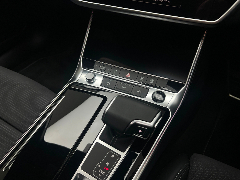 2025 Audi A6 50 TFSI E BLACK ED AVANT PAN ROOF €66,990