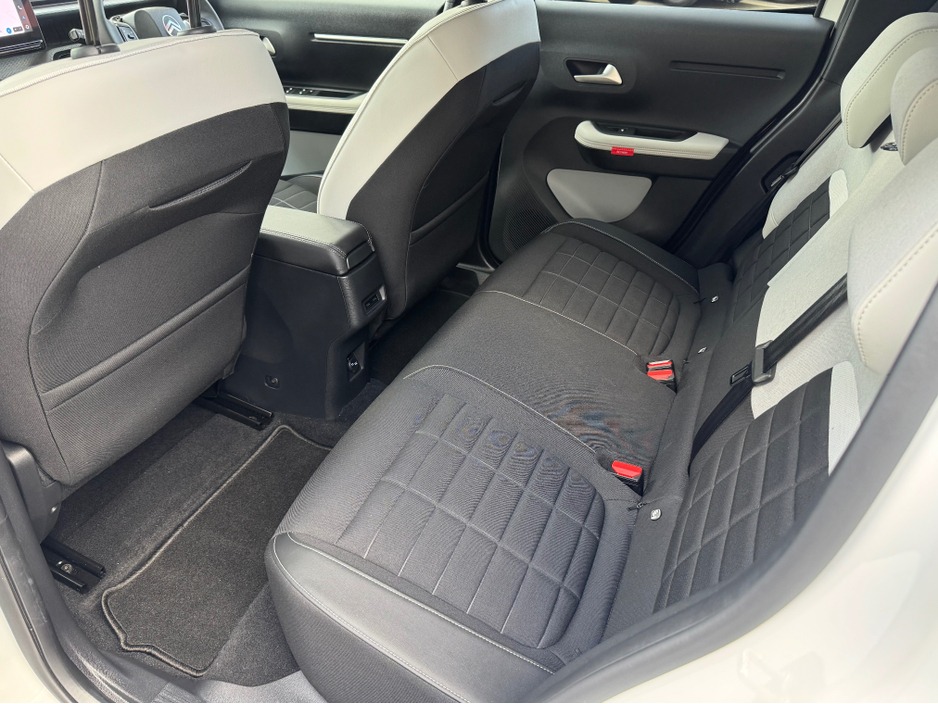 2025 Citroen C3 - image 15