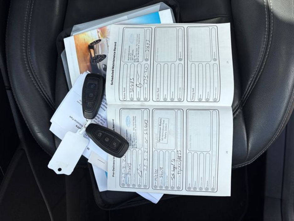 2018 Ford Kuga - image 10