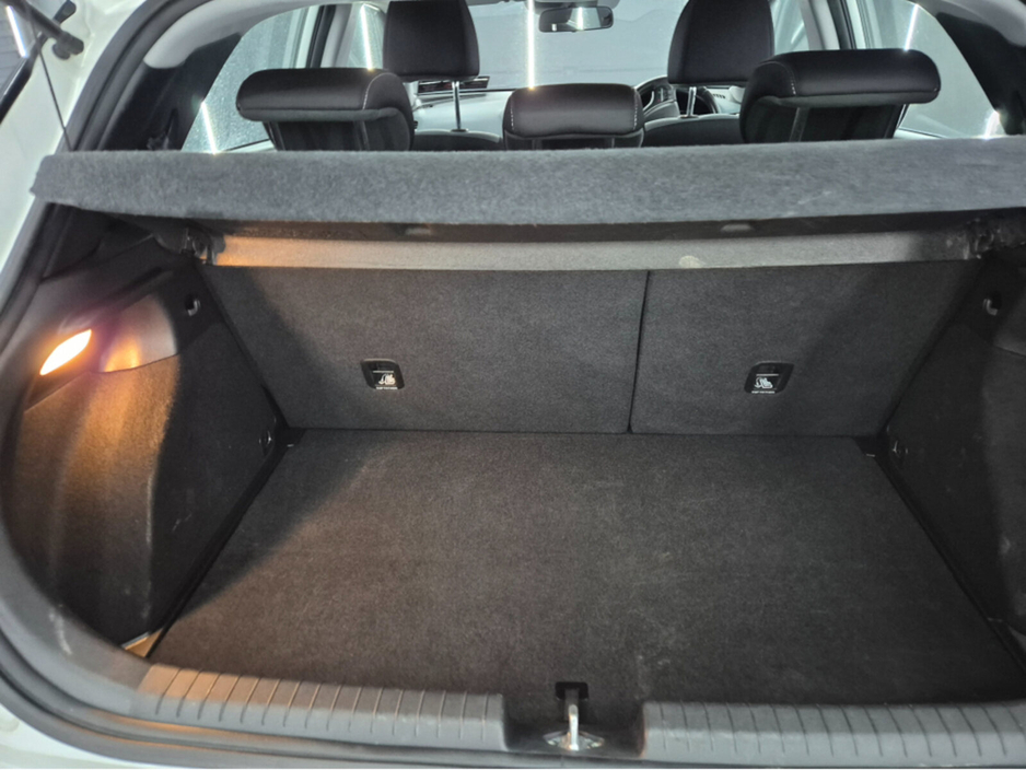 2017 Hyundai i20 - image 6