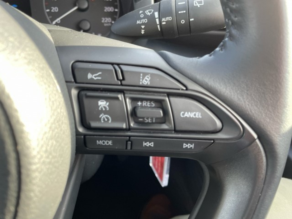 2023 Toyota Yaris - Petrol - New Generation - Luna Edition - 1.0 - 5dr - Manual - Only 23,236kms - EUR 200 Tax // Front Electric Windows // Rear Electric Windows // USB Connection // Apple Carplay // Android Auto €22,795