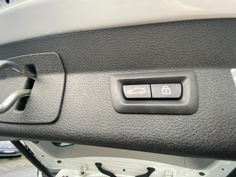 2016 BMW 2 Series - image 5