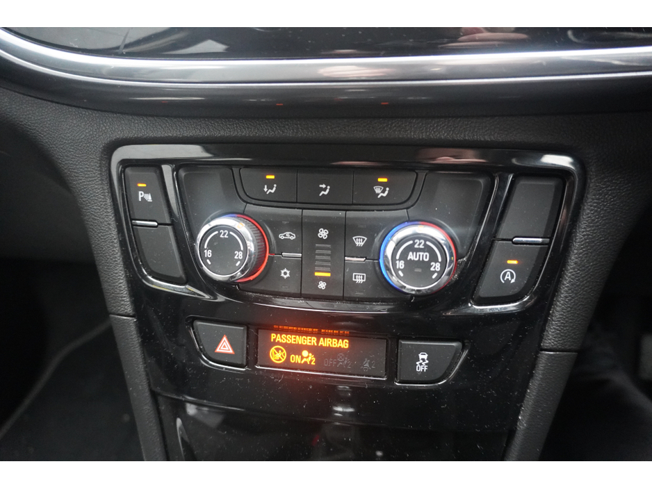 2019 Opel Mokka - image 16