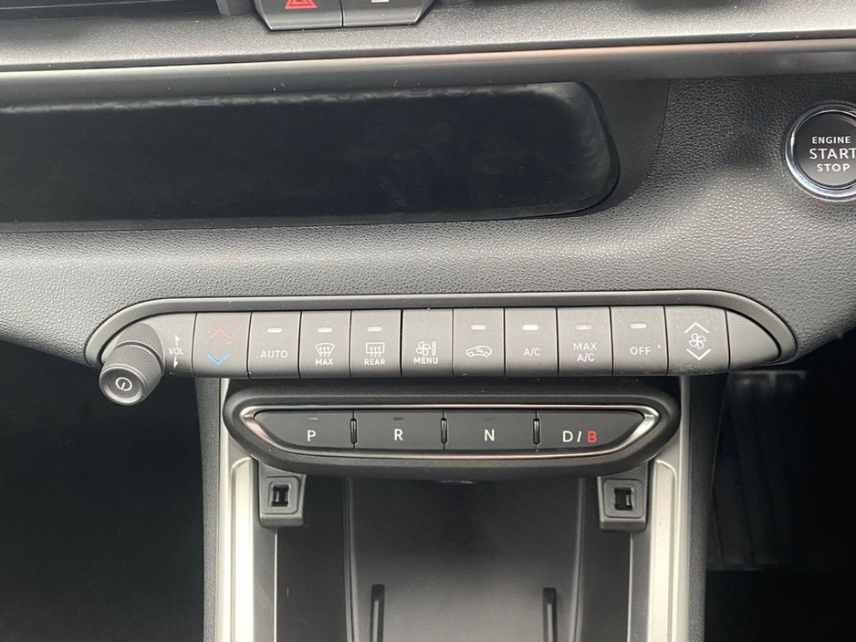 2025 Jeep Avenger - image 20