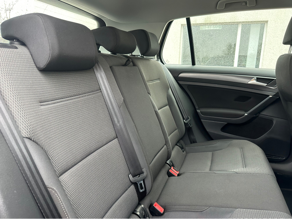 2019 Volkswagen Golf SE NAV TDI 1.6 S 90PS 5DR