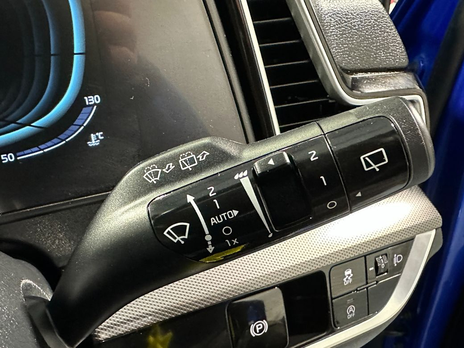 2025 Kia Sportage - image 19
