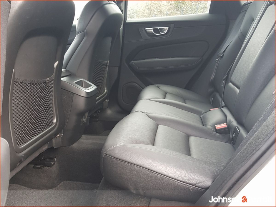 2022 Volvo XC60 B4 197bhp Diesel MHEV Momentum (Two Year Volvo Selekt Warranty + Two Year Volvo Service Plan) €46,900