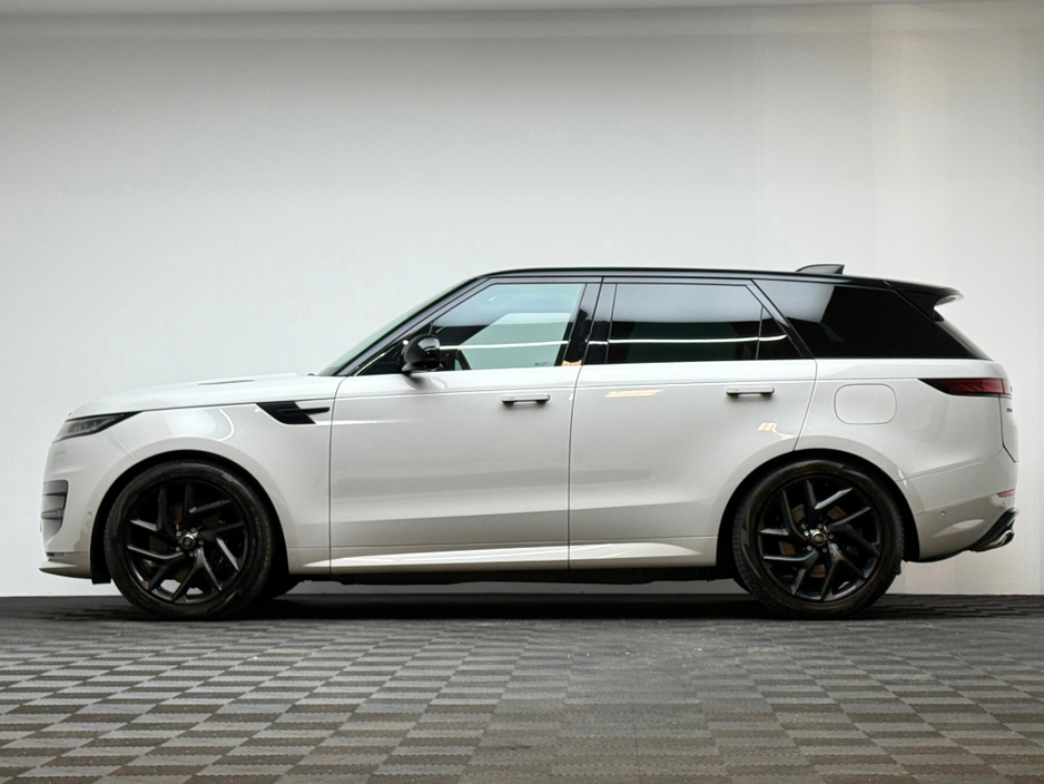 2024 Land Rover Range Rover Sport - image 4