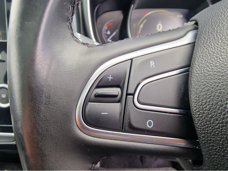 2018 Renault Koleos - image 17