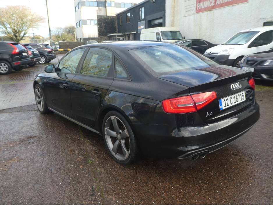 2012 Audi A4 2.0 TDI S LINE 141B 141BHP 4DR BLACK EDITION €5,450
