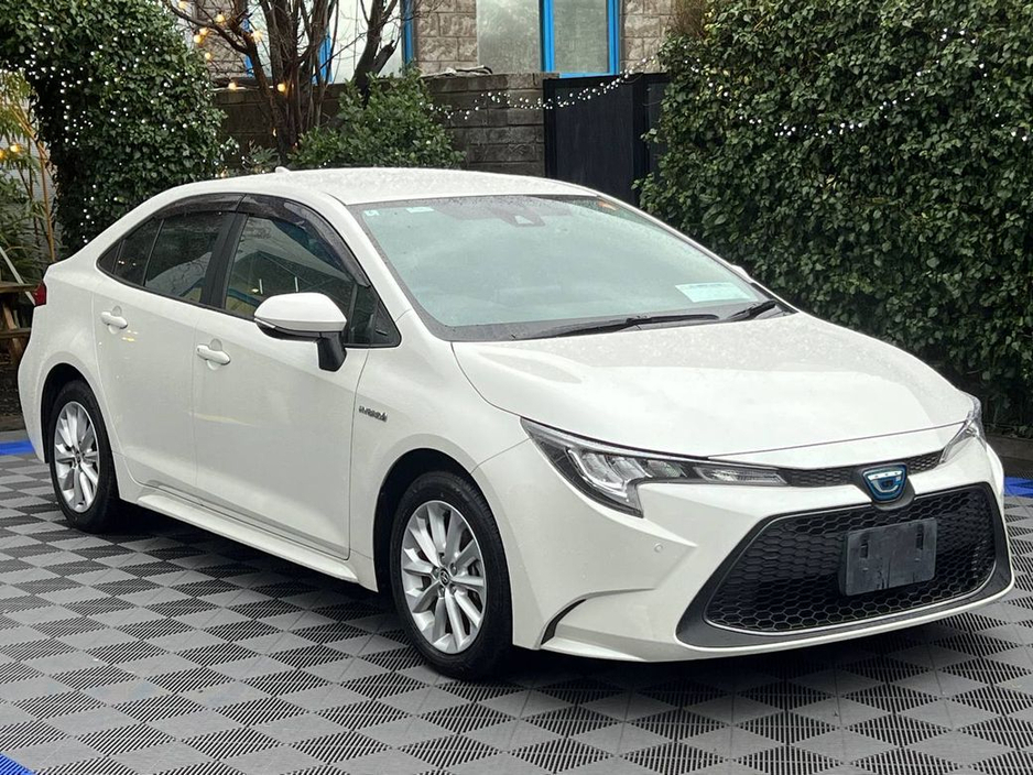 2020 Toyota Corolla 1.8 HYBRID // REVERSE CAMERA // SERVICE HISTORY // DIGITAL CLIMATE CONTROL €18,900