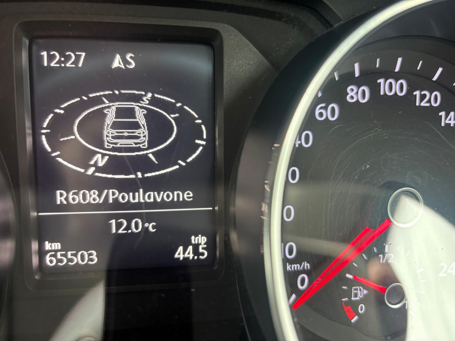 2016 Volkswagen Polo - image 13