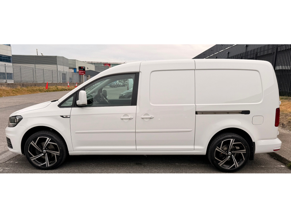2019 Volkswagen Caddy - image 10