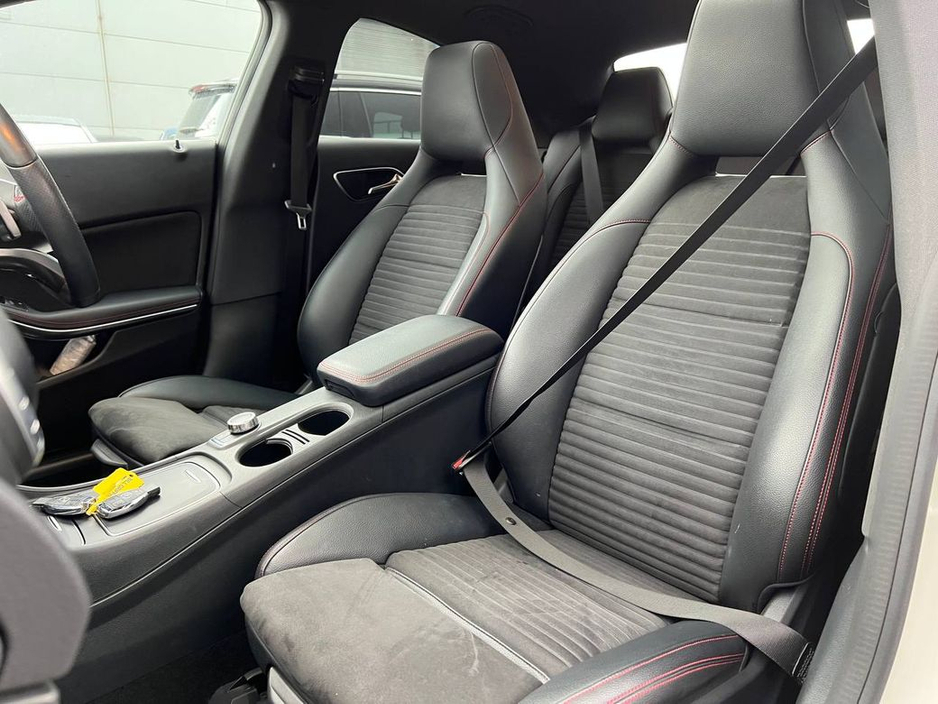 2017 Mercedes-Benz CLA Class - image 8