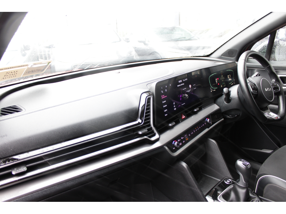 2022 Kia Sportage - image 22